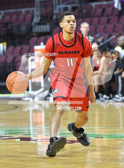 Thumbnail 2 in Mater Dei vs. Centennial (Tarkanian Classic) photogallery.