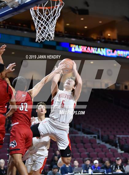 Thumbnail 3 in Mater Dei vs. Centennial (Tarkanian Classic) photogallery.