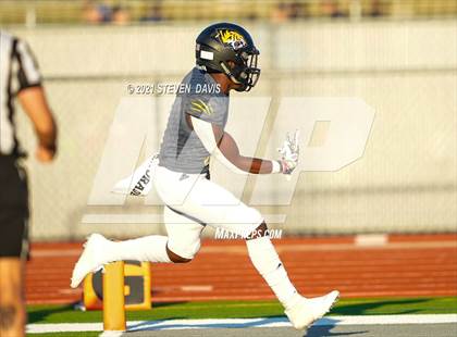 Thumbnail 2 in Saguaro @ Higley (Scrimmage) photogallery.