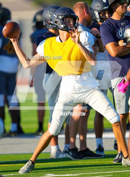 Thumbnail 3 in Saguaro @ Higley (Scrimmage) photogallery.