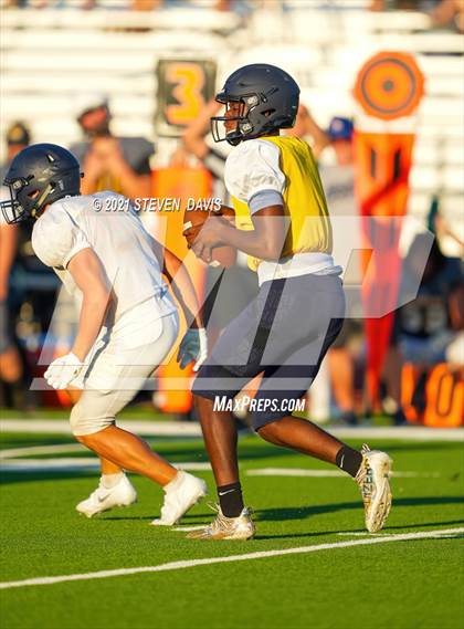 Thumbnail 2 in Saguaro @ Higley (Scrimmage) photogallery.