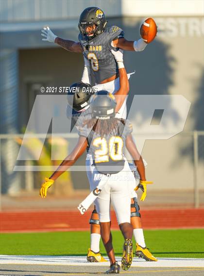 Thumbnail 2 in Saguaro @ Higley (Scrimmage) photogallery.
