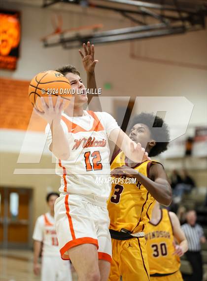 Thumbnail 2 in Windsor @ Greeley Central photogallery.