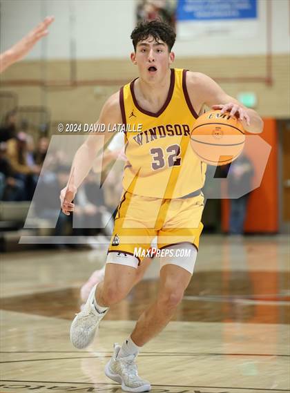 Thumbnail 3 in Windsor @ Greeley Central photogallery.