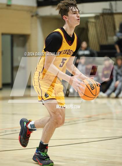 Thumbnail 2 in Windsor @ Greeley Central photogallery.