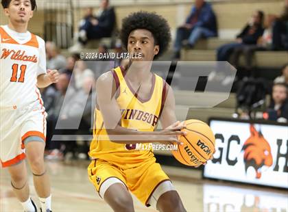 Thumbnail 2 in Windsor @ Greeley Central photogallery.