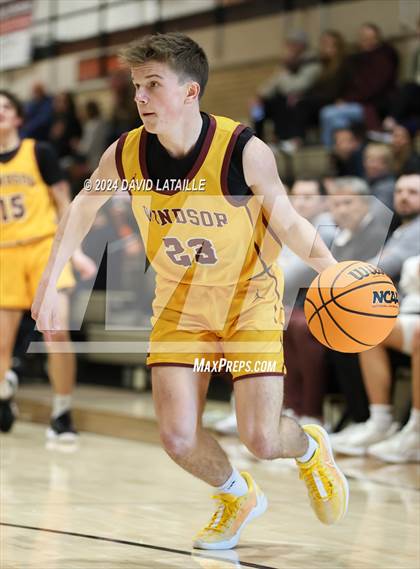 Thumbnail 3 in Windsor @ Greeley Central photogallery.