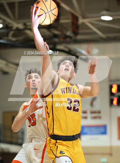 Thumbnail 1 in Windsor @ Greeley Central photogallery.