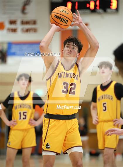 Thumbnail 3 in Windsor @ Greeley Central photogallery.