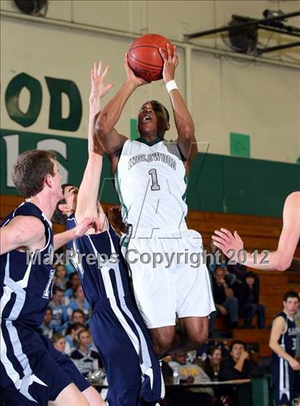 Thumbnail 1 in Saugus @ Inglewood (CIF SS Playoffs) photogallery.