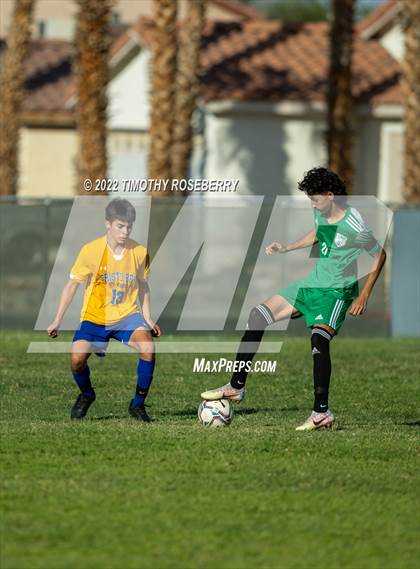 Thumbnail 2 in Green Valley vs Cristo Rey St. Viator (Southern Nevada Kickoff Classic) photogallery.