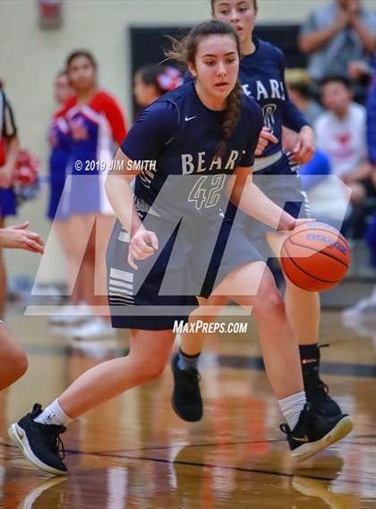 Thumbnail 2 in La Cueva vs. West Mesa (Albuquerque Metro Championships) photogallery.