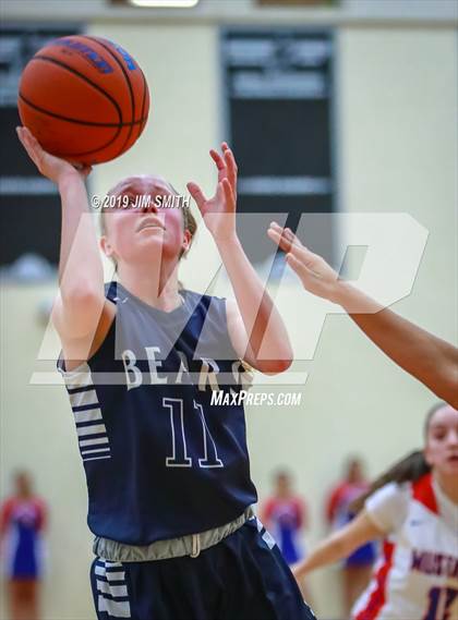 Thumbnail 2 in La Cueva vs. West Mesa (Albuquerque Metro Championships) photogallery.