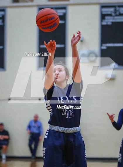 Thumbnail 2 in La Cueva vs. West Mesa (Albuquerque Metro Championships) photogallery.