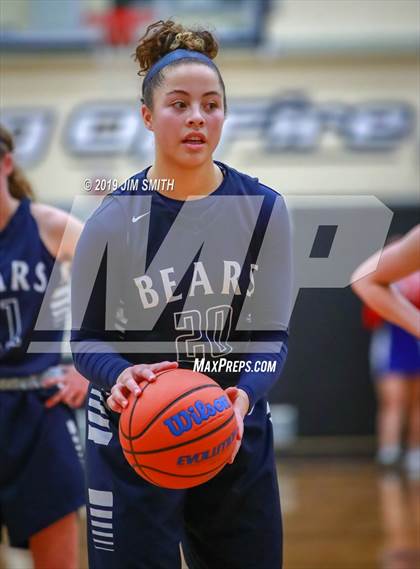 Thumbnail 2 in La Cueva vs. West Mesa (Albuquerque Metro Championships) photogallery.