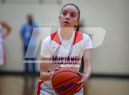 Thumbnail 2 in La Cueva vs. West Mesa (Albuquerque Metro Championships) photogallery.