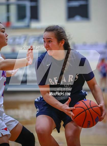 Thumbnail 2 in La Cueva vs. West Mesa (Albuquerque Metro Championships) photogallery.