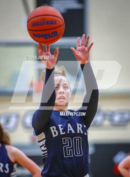 Thumbnail 2 in La Cueva vs. West Mesa (Albuquerque Metro Championships) photogallery.