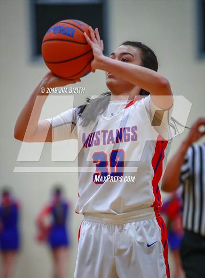 Thumbnail 3 in La Cueva vs. West Mesa (Albuquerque Metro Championships) photogallery.