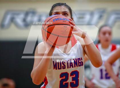 Thumbnail 2 in La Cueva vs. West Mesa (Albuquerque Metro Championships) photogallery.