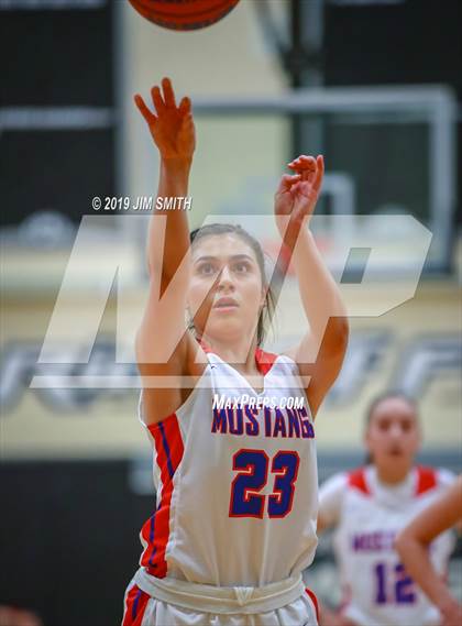 Thumbnail 1 in La Cueva vs. West Mesa (Albuquerque Metro Championships) photogallery.