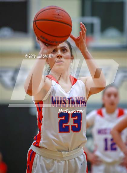 Thumbnail 3 in La Cueva vs. West Mesa (Albuquerque Metro Championships) photogallery.