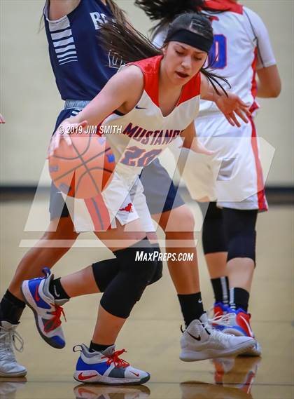 Thumbnail 2 in La Cueva vs. West Mesa (Albuquerque Metro Championships) photogallery.