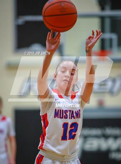 Thumbnail 1 in La Cueva vs. West Mesa (Albuquerque Metro Championships) photogallery.