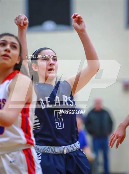 Thumbnail 3 in La Cueva vs. West Mesa (Albuquerque Metro Championships) photogallery.