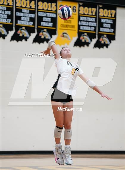 Thumbnail 3 in Floyd Central @ Avon photogallery.