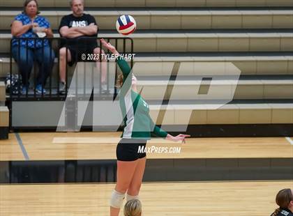 Thumbnail 3 in Floyd Central @ Avon photogallery.