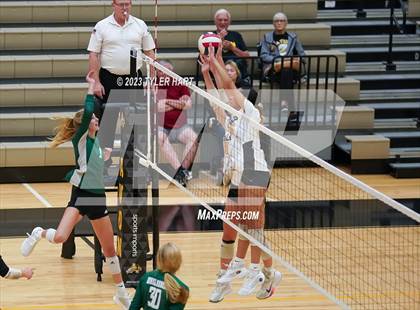 Thumbnail 3 in Floyd Central @ Avon photogallery.