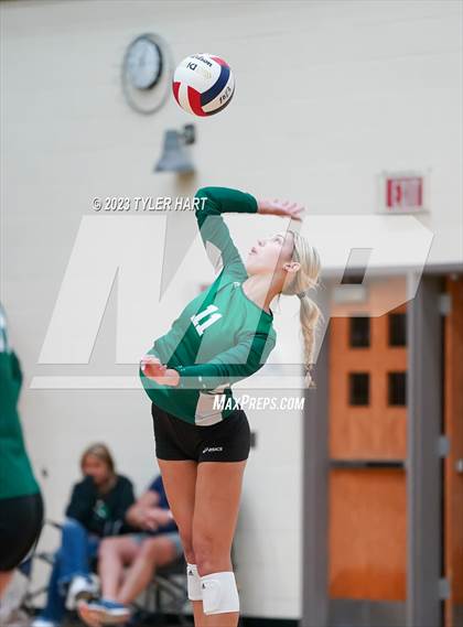 Thumbnail 2 in Floyd Central @ Avon photogallery.
