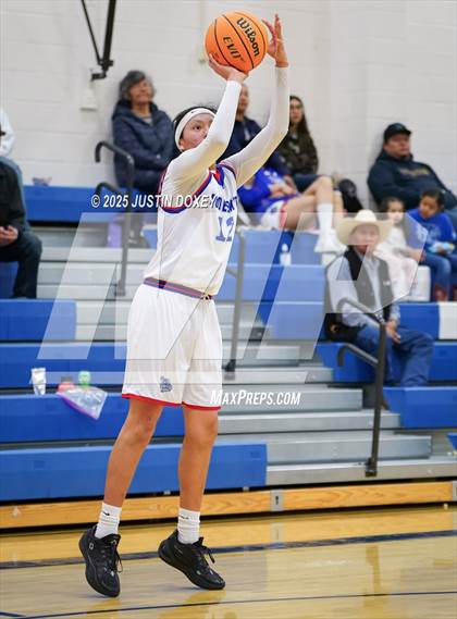Thumbnail 1 in Carlin @ McDermitt photogallery.