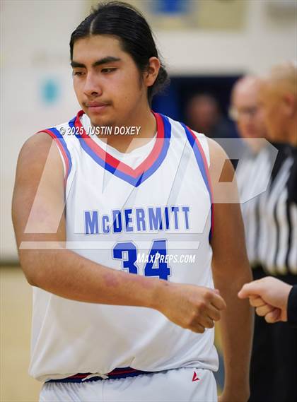 Thumbnail 1 in Carlin @ McDermitt photogallery.
