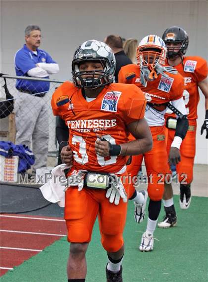 Thumbnail 1 in National Guard Border Bowl (Tennessee vs Kentucky) photogallery.