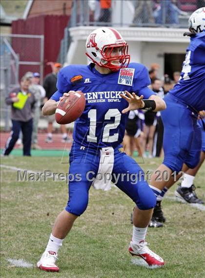 Thumbnail 1 in National Guard Border Bowl (Tennessee vs Kentucky) photogallery.