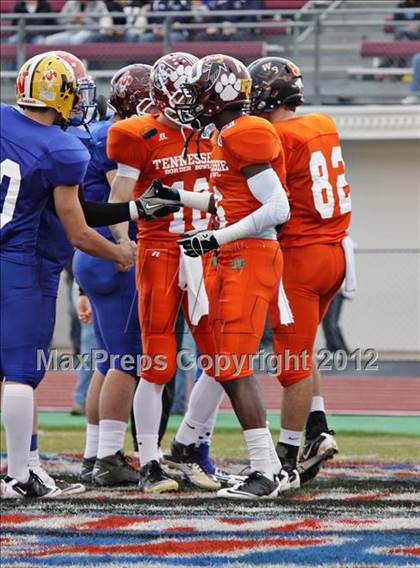 Thumbnail 1 in National Guard Border Bowl (Tennessee vs Kentucky) photogallery.