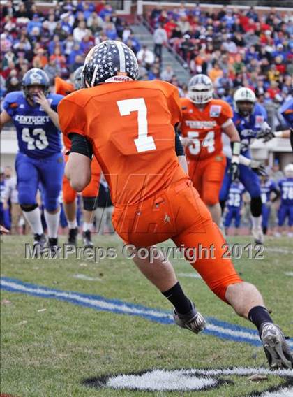 Thumbnail 1 in National Guard Border Bowl (Tennessee vs Kentucky) photogallery.