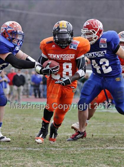 Thumbnail 3 in National Guard Border Bowl (Tennessee vs Kentucky) photogallery.