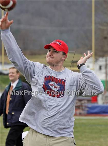 Thumbnail 2 in National Guard Border Bowl (Tennessee vs Kentucky) photogallery.