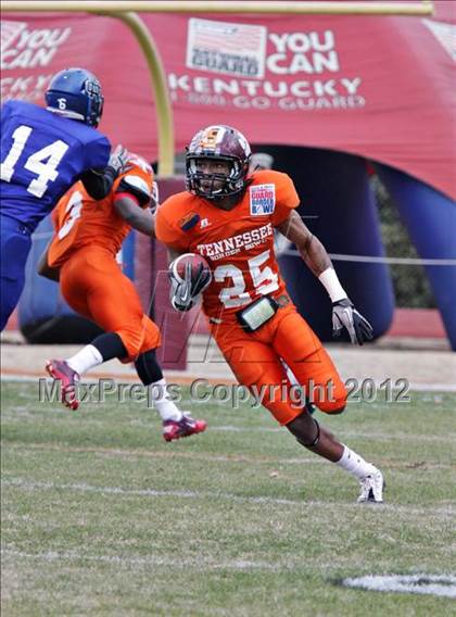 Thumbnail 1 in National Guard Border Bowl (Tennessee vs Kentucky) photogallery.