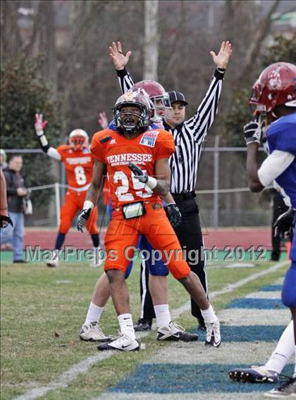 Thumbnail 1 in National Guard Border Bowl (Tennessee vs Kentucky) photogallery.