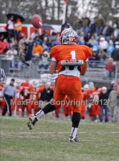Thumbnail 3 in National Guard Border Bowl (Tennessee vs Kentucky) photogallery.