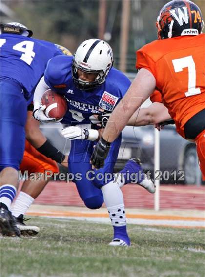 Thumbnail 1 in National Guard Border Bowl (Tennessee vs Kentucky) photogallery.