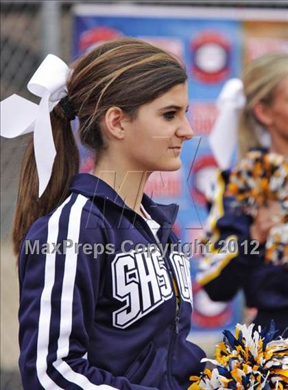 Thumbnail 1 in National Guard Border Bowl (Tennessee vs Kentucky) photogallery.
