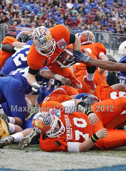 Thumbnail 1 in National Guard Border Bowl (Tennessee vs Kentucky) photogallery.