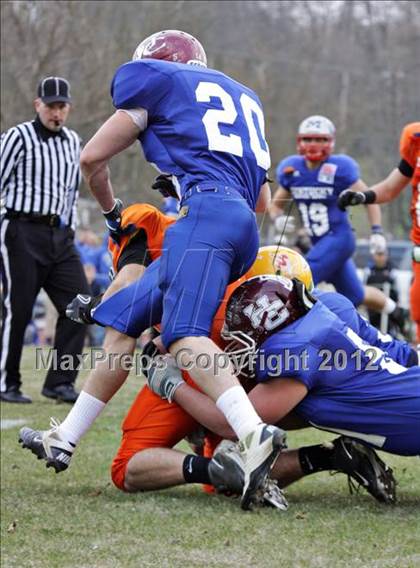 Thumbnail 1 in National Guard Border Bowl (Tennessee vs Kentucky) photogallery.