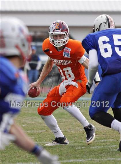 Thumbnail 1 in National Guard Border Bowl (Tennessee vs Kentucky) photogallery.