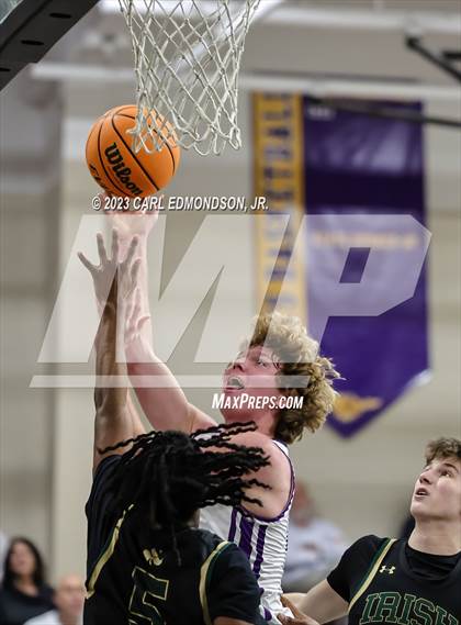 Thumbnail 1 in Knoxville Catholic @ Lipscomb Academy photogallery.